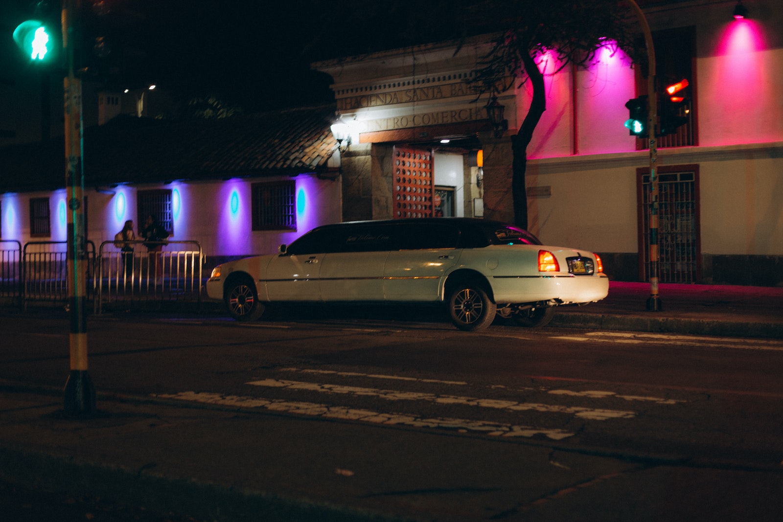 You are currently viewing Luxury Limousine Services in Denver for VIPs