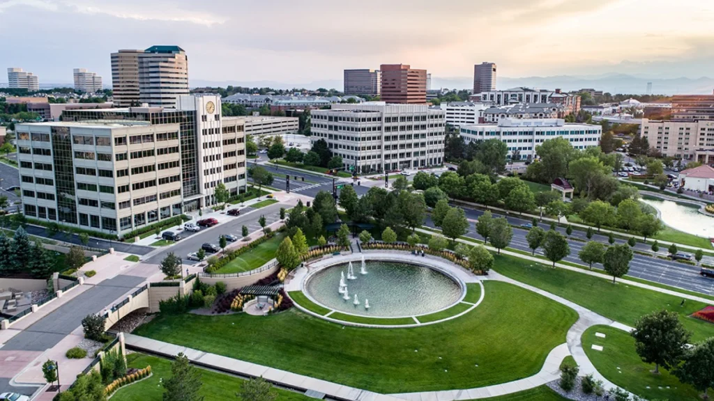 Private shuttle from Denver Airport to Denver Tech Center