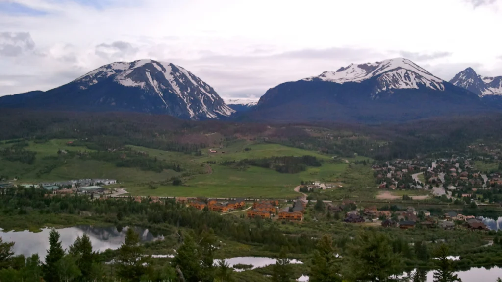 Shuttle from Denver Airport to Silverthorne in a luxury SUV