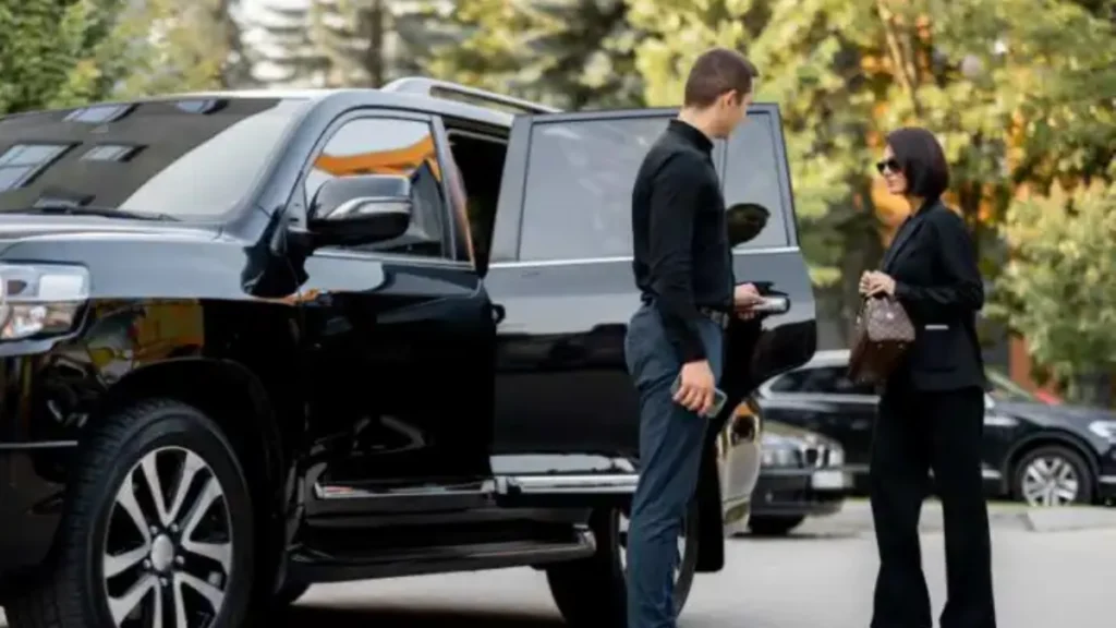 Private luxury transportation from Denver to Aspen in black SUV