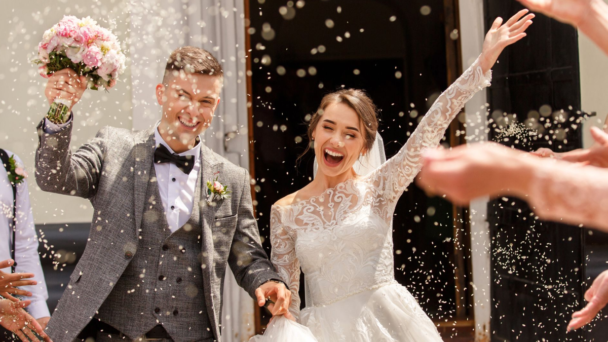 Wedding Transportation Denver – Limo, Shuttle & Car Services