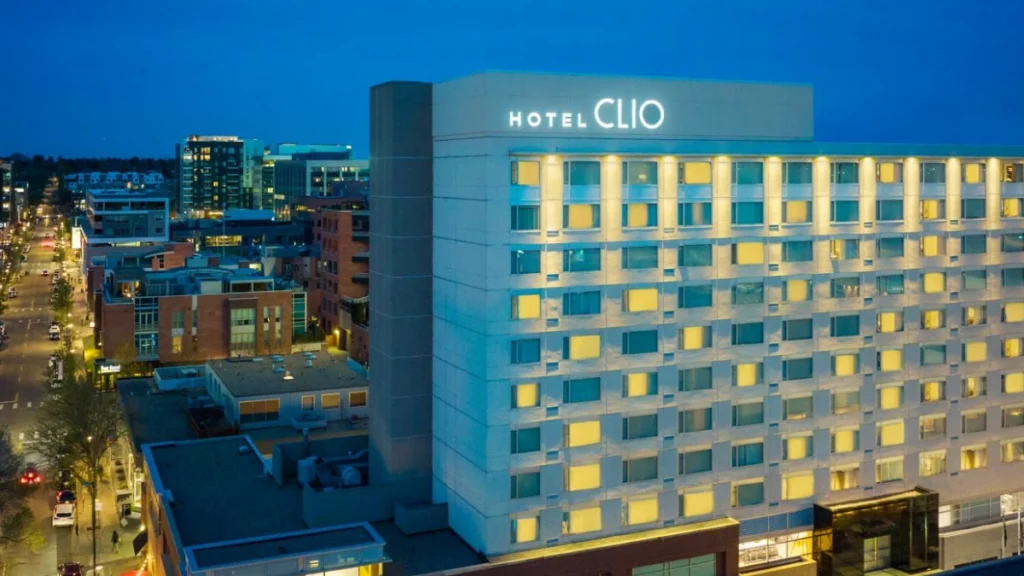 Luxury Private Transfers from Denver Airport to Hotel Clio Denver Cherry Creek