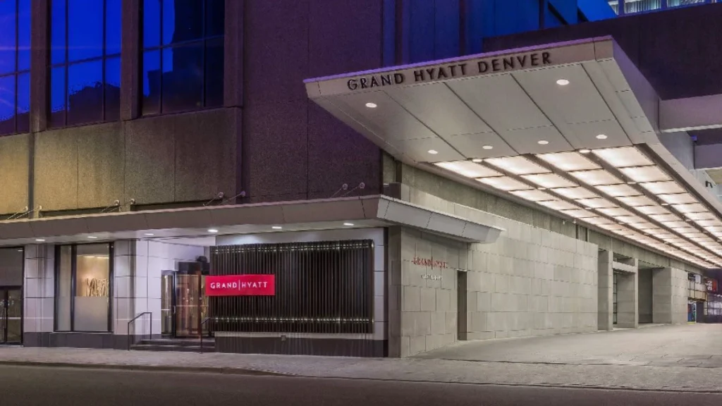Denver Airport to Grand Hyatt Denver private transfer service