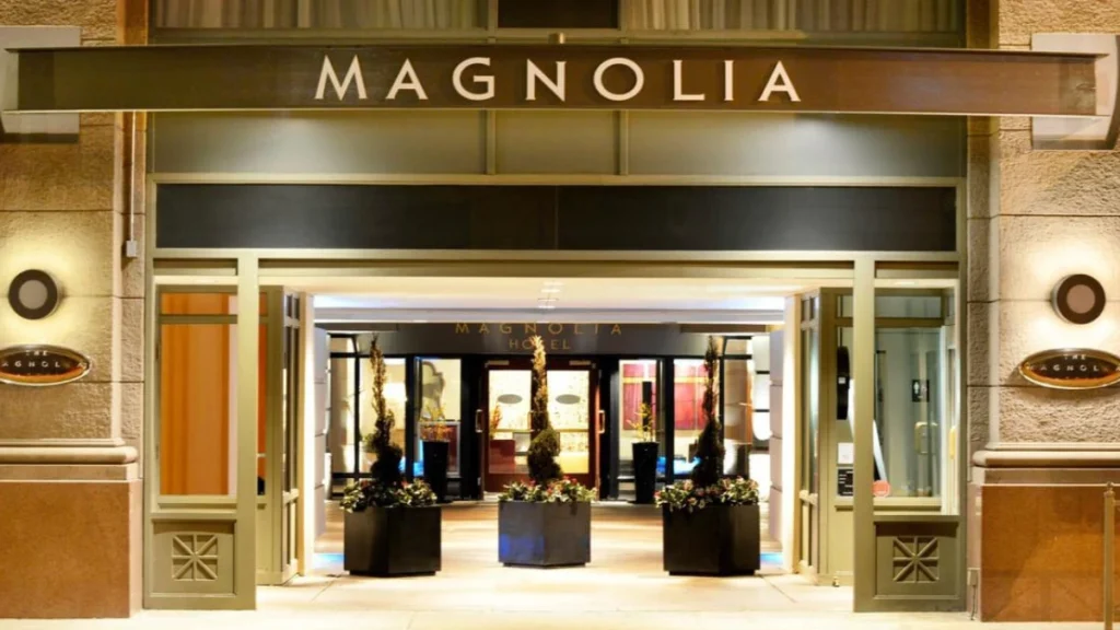 Private transfers from Denver Airport to Magnolia Hotel Denver