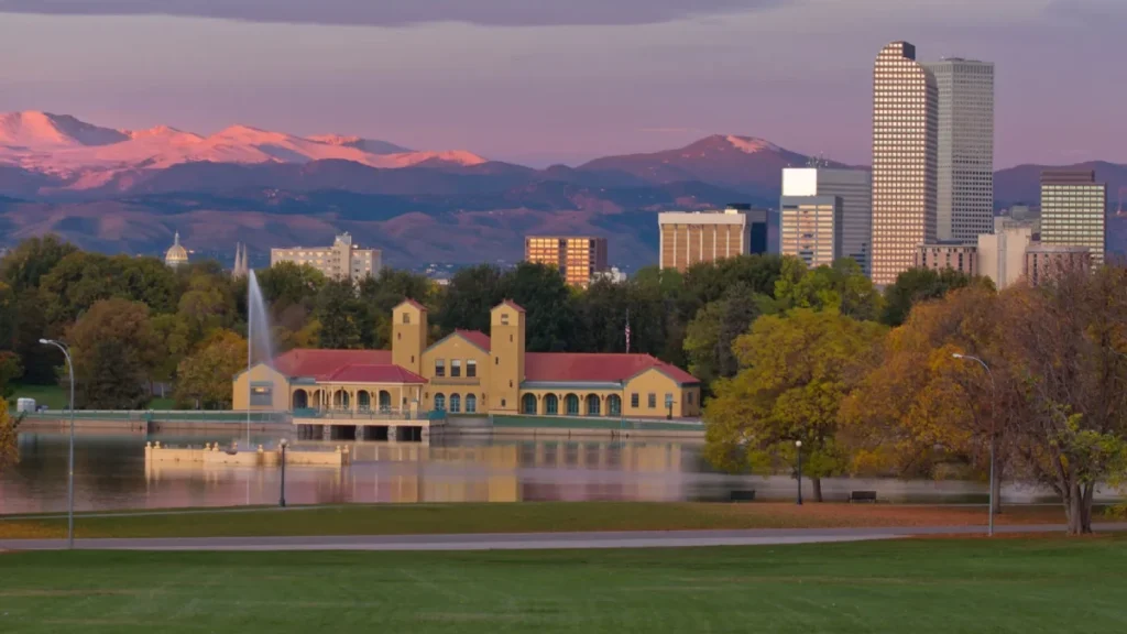 Transportation Denver CO Airport to Englewood Luxury Car & Limo Service